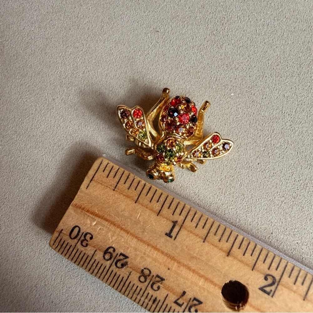 Joan Rivers Gold Tone multi colored Brooch Pin - Picture 3 of 7